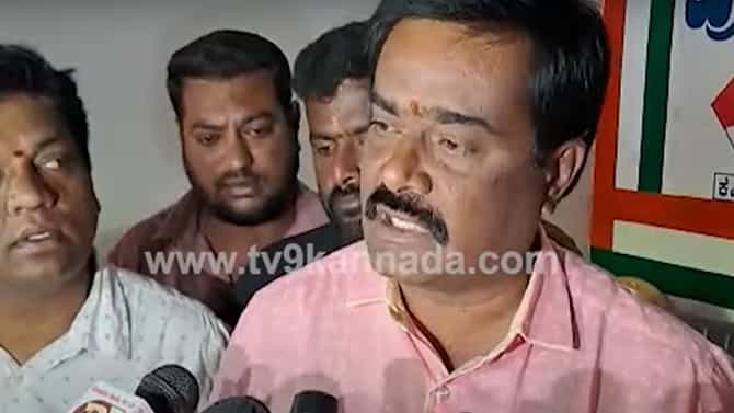 ಹೊಸಕೋಟೆ ಕಾಂಗ್ರೆಸ್ ಬ್ಲಾಕ್​​​ನಲ್ಲಿ ಒಡಕು, ಪಕ್ಷ ತೊರೆಯಲು ನಿರ್ಧರಿಸಿದ ಹಲವಾರು ಕಾರ್ಯಕರ್ತರು!