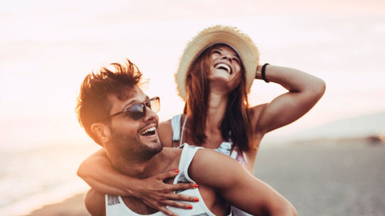 Relationship: ಸಂಗಾತಿಯು ನಿಮ್ಮ ಜೀವನದ ಮೇಲೆ ಪ್ರಭಾವ ಬೀರುವ ಕೆಲವೊಂದು ಅಂಶಗಳು ಯಾವುವು? Relationship: ಸಂಗಾತಿಯು ನಿಮ್ಮ ಜೀವನದ ಮೇಲೆ ಪ್ರಭಾವ ಬೀರುವ ಕೆಲವೊಂದು ಅಂಶಗಳು ಯಾವುವು?