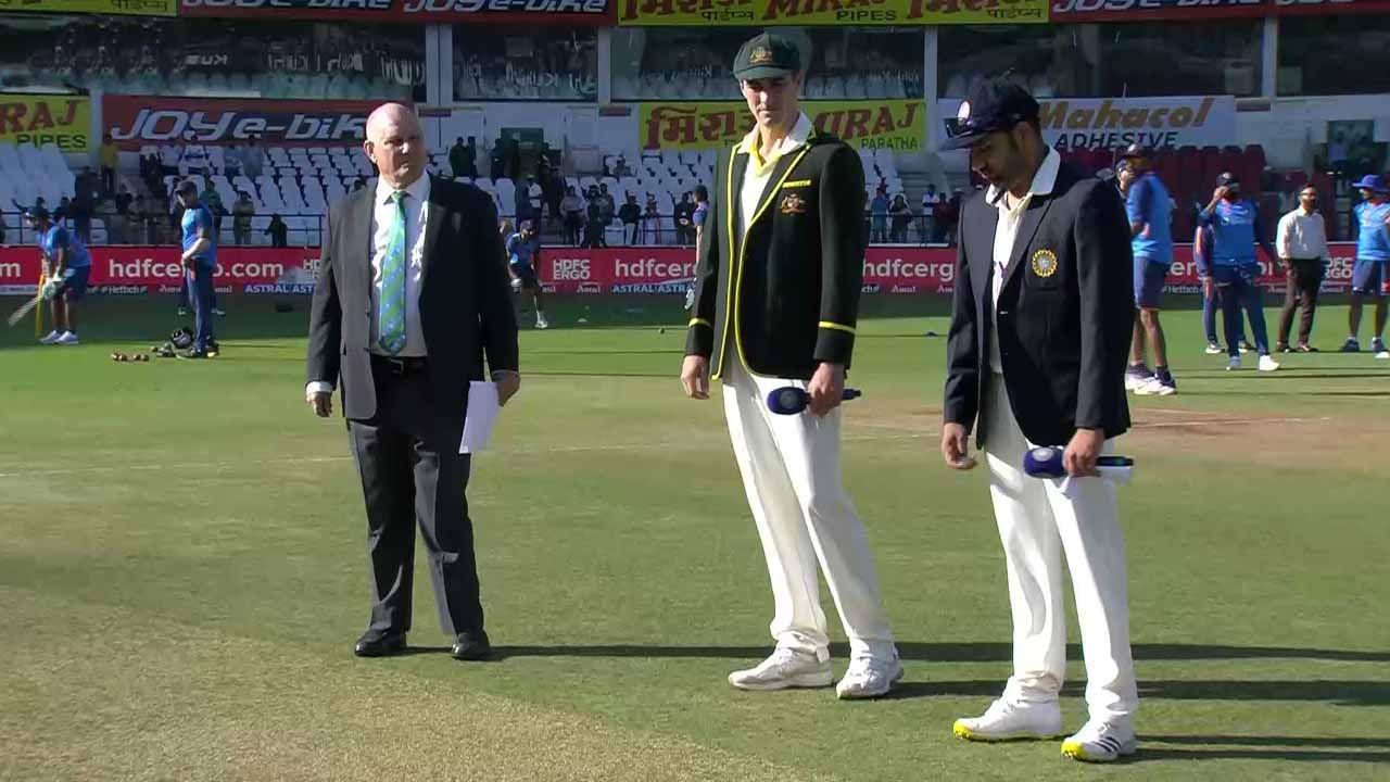 IND vs AUS 2nd Test LIVE: ಟಾಸ್ ಗೆದ್ದ ಆಸ್ಟ್ರೇಲಿಯಾ: ಭಾರತದ ಪ್ಲೇಯಿಂಗ್ XI ನಲ್ಲಿ ಒಂದು ಬದಲಾವಣೆ IND vs AUS 2nd Test LIVE: ಟಾಸ್ ಗೆದ್ದ ಆಸ್ಟ್ರೇಲಿಯಾ: ಭಾರತದ ಪ್ಲೇಯಿಂಗ್ XI ನಲ್ಲಿ ಒಂದು ಬದಲಾವಣೆ