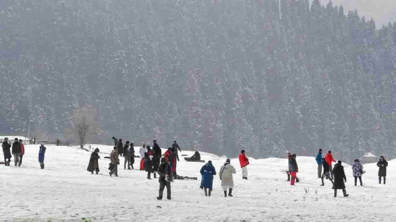 India Weather Updates: ಜಮ್ಮು-ಕಾಶ್ಮೀರದಲ್ಲಿ ಮಳೆ ಸಾಧ್ಯತೆ, ಕರ್ನಾಟಕ, ದೆಹಲಿ, ಪಶ್ಚಿಮ ಬಂಗಾಳದಲ್ಲಿ ವಿಪರೀತ ಚಳಿ