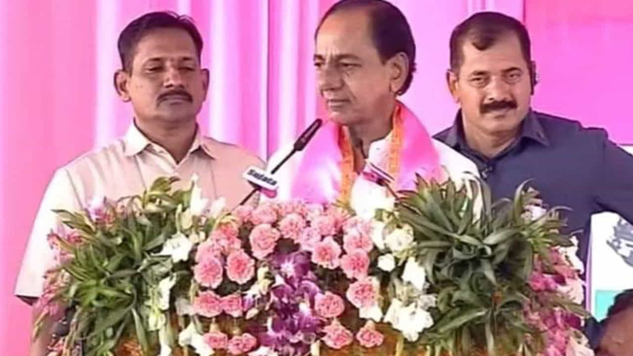 ರೈತರು ದೇಶದಲ್ಲಿ ಆಡಳಿತ ನಡೆಸುವ ಸಮಯ ಬಂದಿದೆ; ಮಹಾರಾಷ್ಟ್ರದಲ್ಲಿ ಮೊದಲ ಬಾರಿ ರ್ಯಾಲಿ ನಡೆಸಿದ ಕೆಸಿಆರ್ ರೈತರು ದೇಶದಲ್ಲಿ ಆಡಳಿತ ನಡೆಸುವ ಸಮಯ ಬಂದಿದೆ; ಮಹಾರಾಷ್ಟ್ರದಲ್ಲಿ ಮೊದಲ ಬಾರಿ ರ್ಯಾಲಿ ನಡೆಸಿದ ಕೆಸಿಆರ್