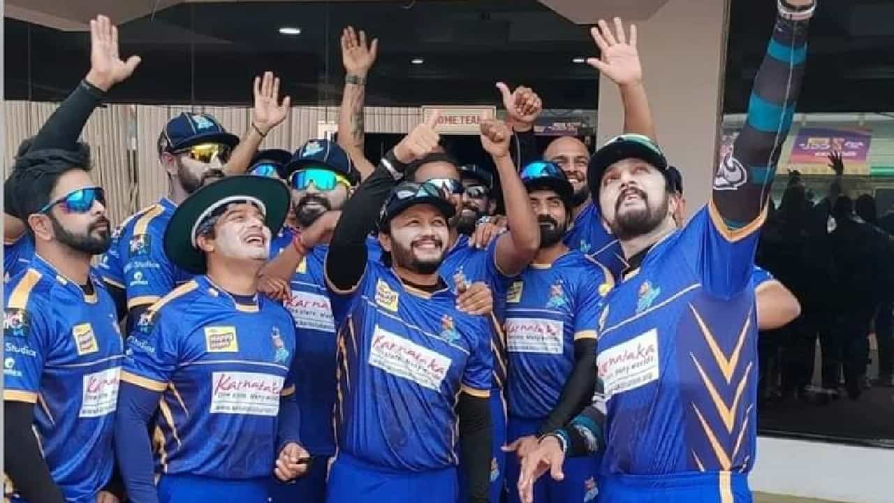 CCL 2023: ಕರ್ನಾಟಕ ಬುಲ್ಡೋಝರ್ಸ್ ಮುಂದೆ ಮಂಡಿಯೂರಿದ ಬೆಂಗಾಲ್ ಟೈಗರ್ಸ್ CCL 2023: ಕರ್ನಾಟಕ ಬುಲ್ಡೋಝರ್ಸ್ ಮುಂದೆ ಮಂಡಿಯೂರಿದ ಬೆಂಗಾಲ್ ಟೈಗರ್ಸ್