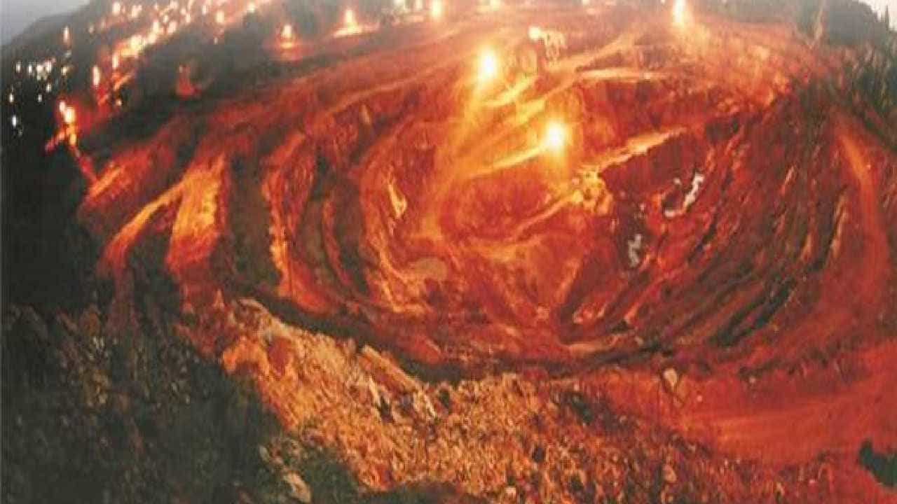 Lithium Reserves: ಜಮ್ಮು ಮತ್ತು ಕಾಶ್ಮೀರದಲ್ಲಿ ಭಾರತದ ಮೊದಲ ಲಿಥಿಯಂ ನಿಕ್ಷೇಪಗಳು ಪತ್ತೆ Lithium Reserves: ಜಮ್ಮು ಮತ್ತು ಕಾಶ್ಮೀರದಲ್ಲಿ ಭಾರತದ ಮೊದಲ ಲಿಥಿಯಂ ನಿಕ್ಷೇಪಗಳು ಪತ್ತೆ