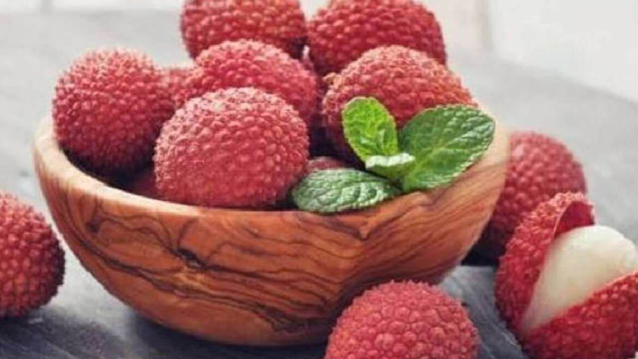 Lychee Benefits Eat litchi in summer Here are its health benefits of Lychee in kannada
