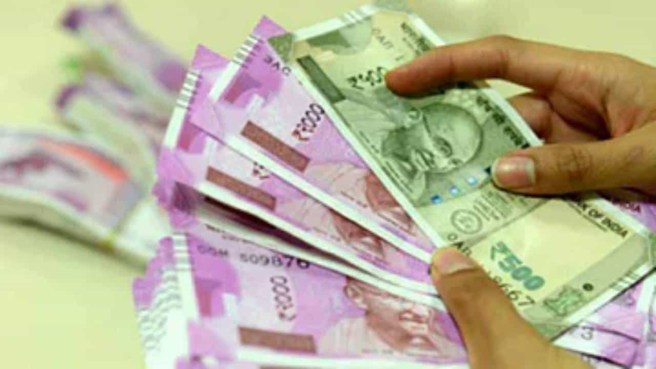 Mahila Samman Savings: ಮಹಿಳಾ ಸಮ್ಮಾನ್ ಸೇವಿಂಗ್ಸ್ ಸರ್ಟಿಫಿಕೇಟ್; ಮಹಿಳೆಯರಿಗೆ ಎಫ್​ಡಿಗಿಂತಲೂ ಇದುವೇ ಬೆಸ್ಟ್