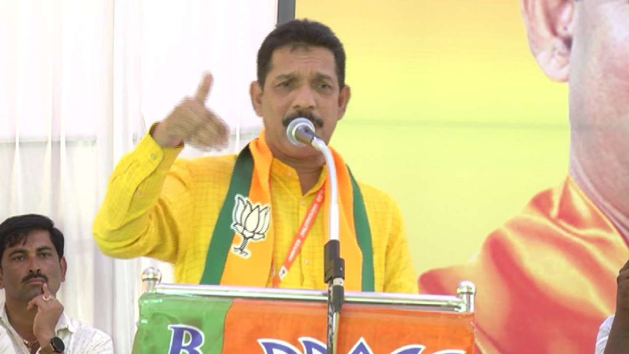 ನನ್ನ ಅಪ್ಪನಾಣೆಗೂ ಸಿದ್ದರಾಮಯ್ಯ ಮತ್ತೆ ಸಿಎಂ ಆಗುವುದಿಲ್ಲ: ನಳಿನ್ ಕುಮಾರ್ ಕಟೀಲ್ ನನ್ನ ಅಪ್ಪನಾಣೆಗೂ ಸಿದ್ದರಾಮಯ್ಯ ಮತ್ತೆ ಸಿಎಂ ಆಗುವುದಿಲ್ಲ: ನಳಿನ್ ಕುಮಾರ್ ಕಟೀಲ್