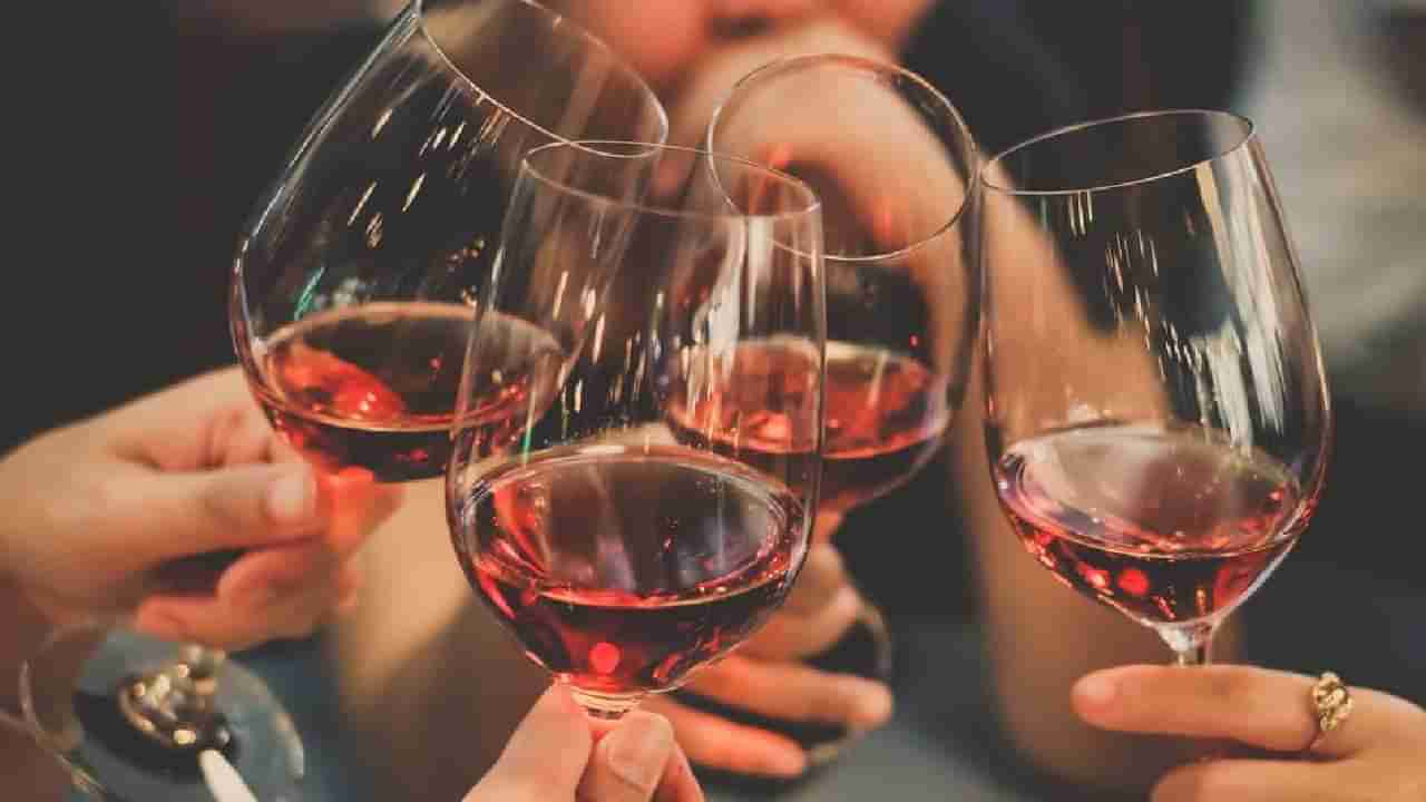 National Drink Wine Day: ಮನೆಯಲ್ಲಿ ಸುಲಭವಾಗಿ ಮಾಡುಬಹುದು  ವೈನ್, ಇಲ್ಲಿದೆ ರೆಸಿಪಿ ಟಿಪ್ಸ್