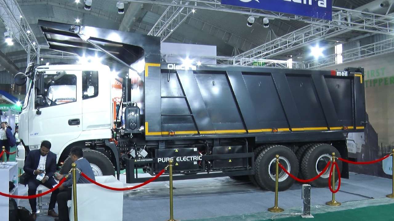 Bengaluru BIEC PM Modi inaugurated India Energy Week Electric-powered tipper that caught attention details in kannada 
