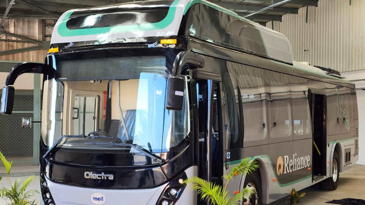 Olectra hydrogen buses: ಇನ್ಮುಂದೆ ಭಾರತದ ರಸ್ತೆಗಳಲ್ಲಿ ಸಂಚರಿಸುತ್ತವೆ ಒಲೆಕ್ಟ್ರಾ ಹೈಡ್ರೋಜನ್ ಬಸ್ಸುಗಳು! ಏನಿದರ ವಿಶೇಷತೆಗಳು Olectra hydrogen buses: ಇನ್ಮುಂದೆ ಭಾರತದ ರಸ್ತೆಗಳಲ್ಲಿ ಸಂಚರಿಸುತ್ತವೆ ಒಲೆಕ್ಟ್ರಾ ಹೈಡ್ರೋಜನ್ ಬಸ್ಸುಗಳು! ಏನಿದರ ವಿಶೇಷತೆಗಳು