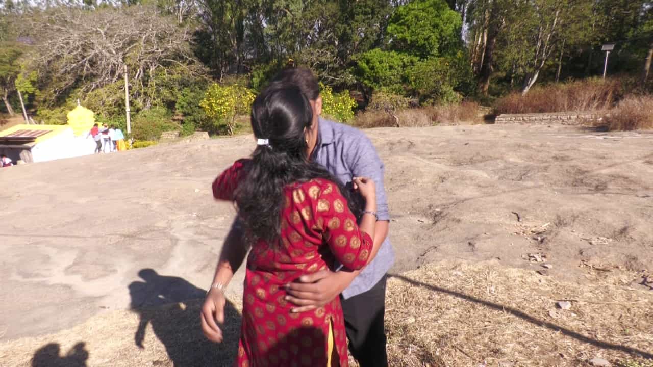 ಪ್ರೇಮ ಪ್ರಣಯ ಪ್ರೀತಿಯ ಚುಂಬನಕ್ಕೆ ಹೆಸರುವಾಸಿಯಾಗಿರೋ ಆ ತಾಣ ಪ್ರೇಮಗಿರಿಯೆಂದೇ ಖ್ಯಾತಿ..ಹಾಲು ಜೇನಿನಂತೆ ಅದಕ್ಕೆ ಸಾಥ್ ನೀಡಿರುವುದು ಇಂದಿನ ಪ್ರೇಮಿಗಳ ದಿನಾಚರಣೆ! ಅಲ್ಲಿ ಪ್ರಣಯ ಪಕ್ಷಿಗಳ ಕಲರವ, ಪಿಸುಪಿಸು ಕಣ್ಣಿಗೆ ಢಾಳಾಗಿ ರಾಚುತ್ತಿದೆ.
