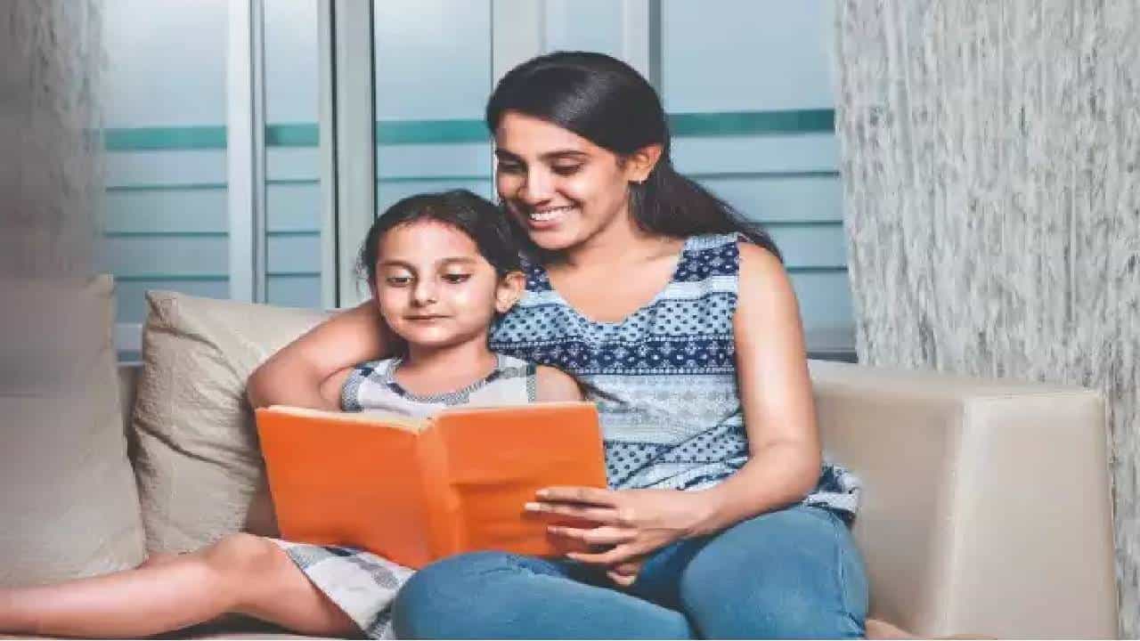 Parenting Tips: ಮಕ್ಕಳಿಗೆ ಸ್ವಯಂ ಪ್ರೀತಿಯನ್ನು ಕಲಿಸಿಕೊಡಬೇಕಾದ ಕೆಲವು ವಿಧಾನಗಳು ಇಲ್ಲಿವೆ Parenting Tips: ಮಕ್ಕಳಿಗೆ ಸ್ವಯಂ ಪ್ರೀತಿಯನ್ನು ಕಲಿಸಿಕೊಡಬೇಕಾದ ಕೆಲವು ವಿಧಾನಗಳು ಇಲ್ಲಿವೆ