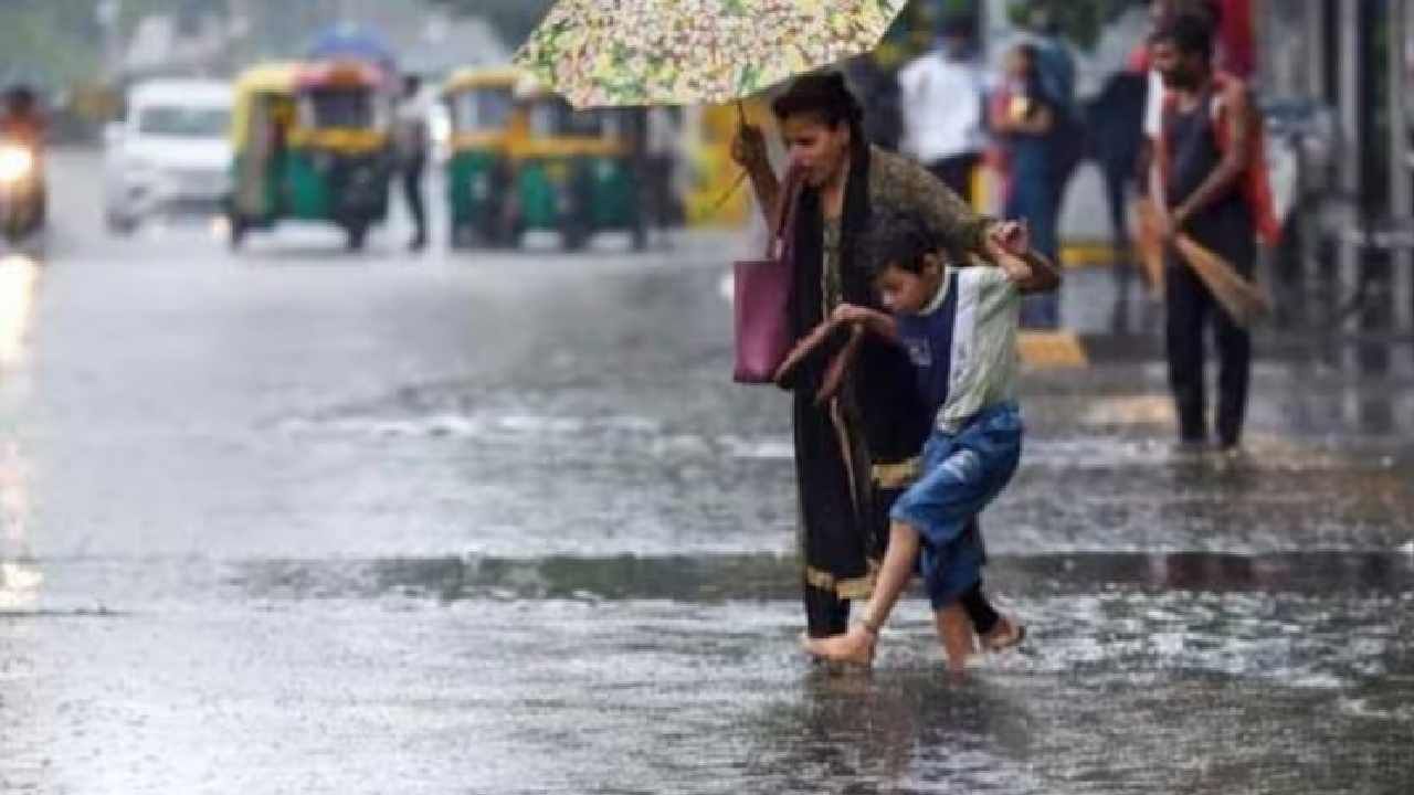 India Rain Updates: ಬಂಗಾಳಕೊಲ್ಲಿಯಲ್ಲಿ ವಾಯುಭಾರ ಕುಸಿತ, ಕೇರಳ, ತಮಿಳುನಾಡಿನಲ್ಲಿ ಭಾರಿ ಮಳೆ