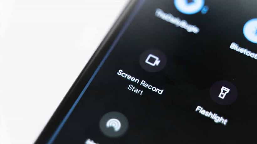 Tech Tips: ಸ್ಮಾರ್ಟ್ಫೋನ್ನಲ್ಲಿ ಸ್ಕ್ರೀನ್ ರೆಕಾರ್ಡ್ ಮಾಡುವ ಟ್ರಿಕ್ ಗೊತ್ತಾ?: ಇಲ್ಲಿದೆ ನೋಡಿ