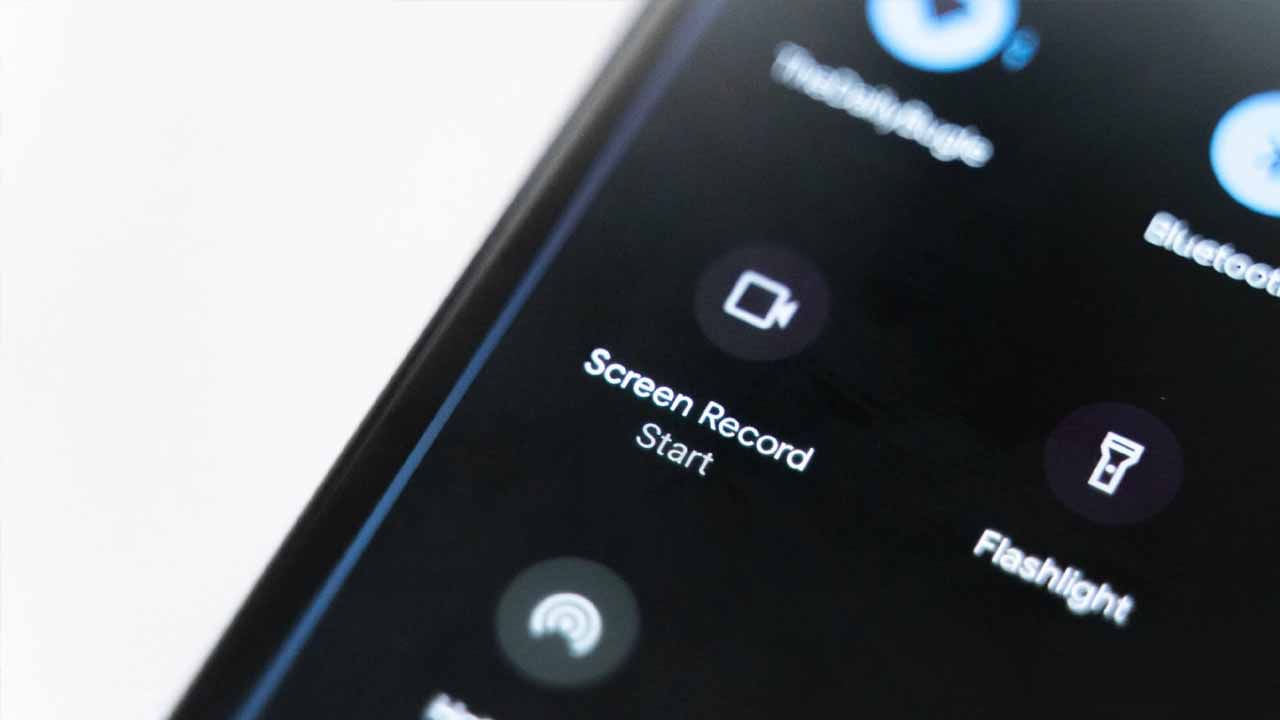 Tech Tips: ಸ್ಮಾರ್ಟ್ಫೋನ್ನಲ್ಲಿ ಸ್ಕ್ರೀನ್ ರೆಕಾರ್ಡ್ ಮಾಡುವ ಟ್ರಿಕ್ ಗೊತ್ತಾ?: ಇಲ್ಲಿದೆ ನೋಡಿ Tech Tips: ಸ್ಮಾರ್ಟ್ಫೋನ್ನಲ್ಲಿ ಸ್ಕ್ರೀನ್ ರೆಕಾರ್ಡ್ ಮಾಡುವ ಟ್ರಿಕ್ ಗೊತ್ತಾ?: ಇಲ್ಲಿದೆ ನೋಡಿ