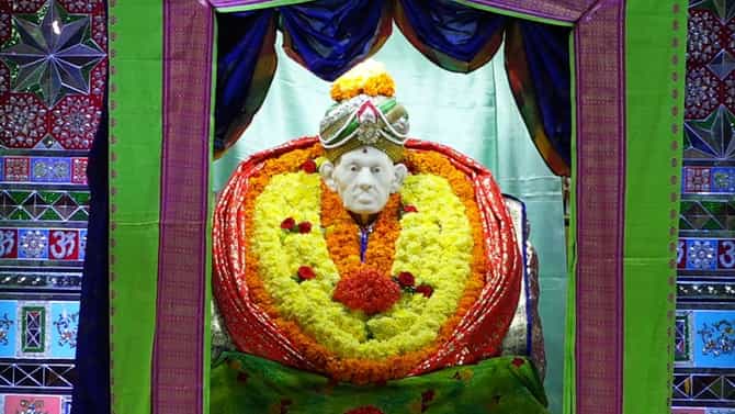 Mahashivratri 2023: ಶಿವರಾತ್ರಿ ನಿಮಿತ್ತ ಹುಬ್ಬಳ್ಳಿ ಶ್ರೀ ಸಿದ್ಧಾರೂಢರ ವಿಶೇಷ ಅಲಂಕಾರದ ಫೋಟೋಗಳು ಇಲ್ಲಿವೆ