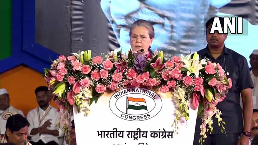 Sonia Gandhi: ರಾಜಕೀಯ ನಿವೃತ್ತಿಯ ಸುಳಿವು ನೀಡಿದ ಸೋನಿಯಾ ಗಾಂಧಿ, ಇದು ಪಕ್ಷಕ್ಕೆ ತಿರುವು ಎಂದ ಅಧಿನಾಯಕಿ