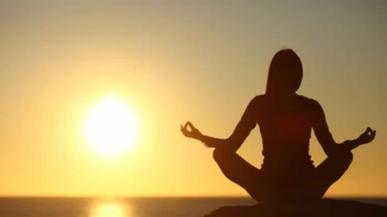 Spirituality: ದೈಹಿಕ ಮತ್ತು ಭಾವನಾತ್ಮಕ ಯೋಗಕ್ಷೇಮಕ್ಕಾಗಿ ಆಧ್ಯಾತ್ಮಿಕತೆ ಉತ್ತಮ Spirituality: ದೈಹಿಕ ಮತ್ತು ಭಾವನಾತ್ಮಕ ಯೋಗಕ್ಷೇಮಕ್ಕಾಗಿ ಆಧ್ಯಾತ್ಮಿಕತೆ ಉತ್ತಮ