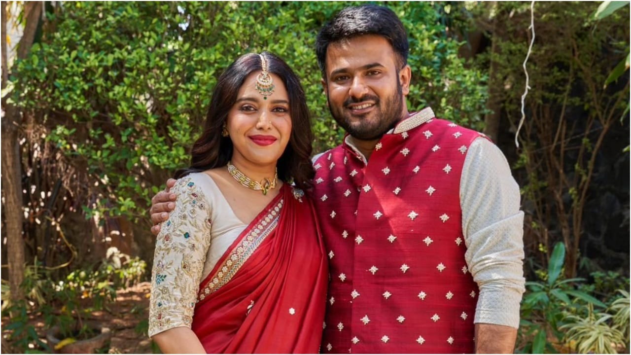 ಖ್ಯಾತ ನಟಿ ಸ್ವರಾ ಭಾಸ್ಕರ್​ ಅವರು ಕೆಲವೇ ದಿನಗಳ ಹಿಂದೆ ಮದುವೆ ಆದರು. ಫಹಾದ್ ಅಹ್ಮದ್​ ಜೊತೆ ಅವರ ವಿವಾಹ ನೆರವೇರಿತು. ಅಂತರಧರ್ಮೀಯ ಮದುವೆ ಆದ್ದರಿಂದ ನೆಟ್ಟಿಗರು ಇವರನ್ನು ಟ್ರೋಲ್​ ಮಾಡುತ್ತಿದ್ದಾರೆ.