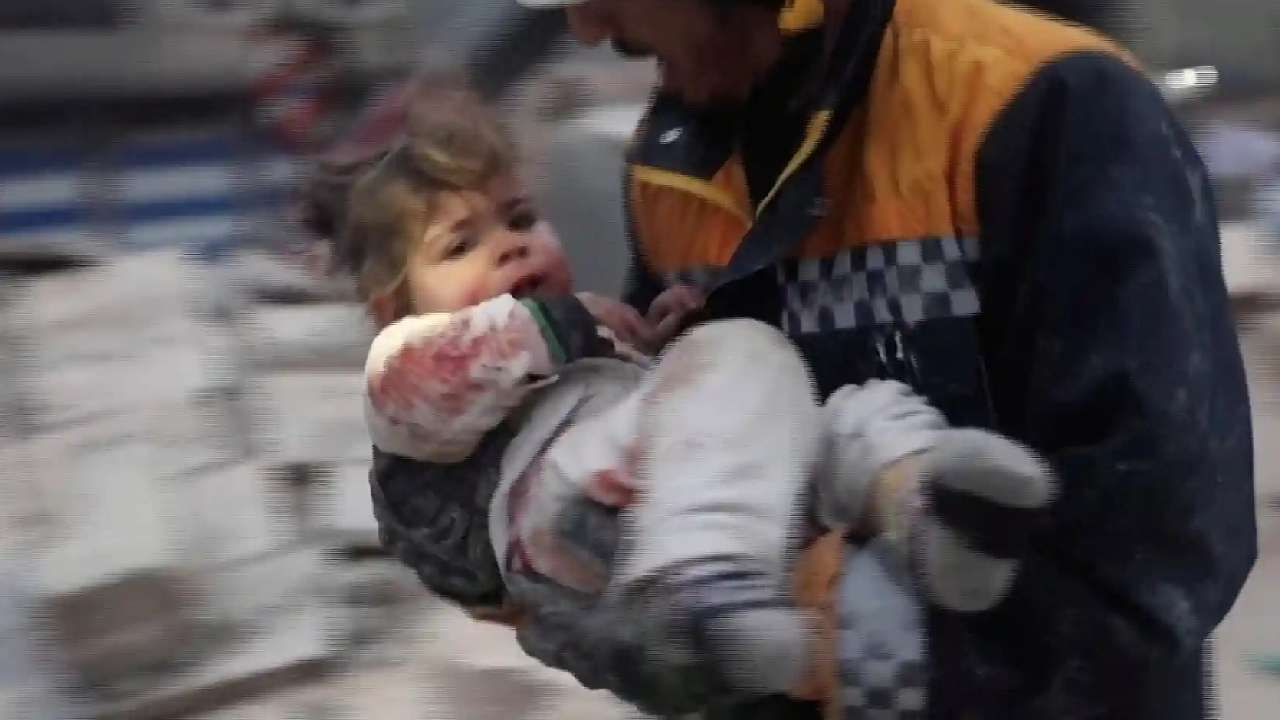 Turkey and Syria earthquake More than 1,900 deaths Here are the earthquake photos
