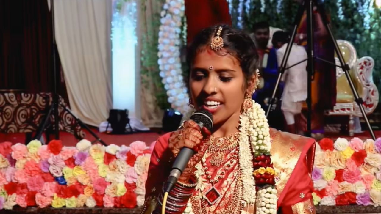 Viral Video: ದು:ಖದ ನಡುವೆಯೂ ಬಂದ ಅತಿಥಿಗಳನ್ನು ಖುಷಿಗೊಳಿಸಿದ ಮಧುವಿನ ಸೂರ್ಯವಂಶ ಹಾಡು Viral Video: ದು:ಖದ ನಡುವೆಯೂ ಬಂದ ಅತಿಥಿಗಳನ್ನು ಖುಷಿಗೊಳಿಸಿದ ಮಧುವಿನ ಸೂರ್ಯವಂಶ ಹಾಡು