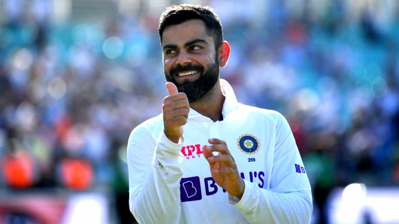 ದೆಹಲಿಯಲ್ಲಿ ನಡೆದ ಆಸ್ಟ್ರೇಲಿಯಾ ವಿರುದ್ಧದ 2ನೇ ಟೆಸ್ಟ್ ಪಂದ್ಯದ ದ್ವಿತೀಯ ಇನಿಂಗ್ಸ್ನಲ್ಲಿ ವಿರಾಟ್ ಕೊಹ್ಲಿ 20 ರನ್ ಬಾರಿಸಿದ್ದರು. ಈ ಇಪ್ಪತ್ತು ರನ್ಗಳೊಂದಿಗೆ ಅಂತಾರಾಷ್ಟ್ರೀಯ ಕ್ರಿಕೆಟ್ನಲ್ಲಿ 25 ಸಾವಿರ ರನ್ ಪೂರೈಸಿದ 6ನೇ ಬ್ಯಾಟರ್ ಎಂಬ ವಿಶೇಷ ದಾಖಲೆ ಬರೆದರು.