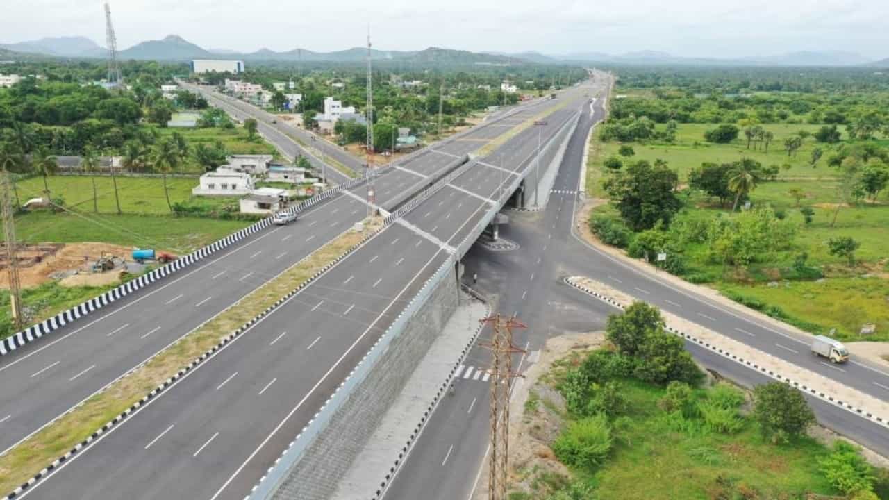 Bengaluru-Mysuru Expressway: ಇಂದಿನಿಂದ ಟೋಲ್​ ಸಂಗ್ರಹ ಆರಂಭ; ಇಲ್ಲಿದೆ ಟೋಲ್​ ದರ ಪಟ್ಟಿ