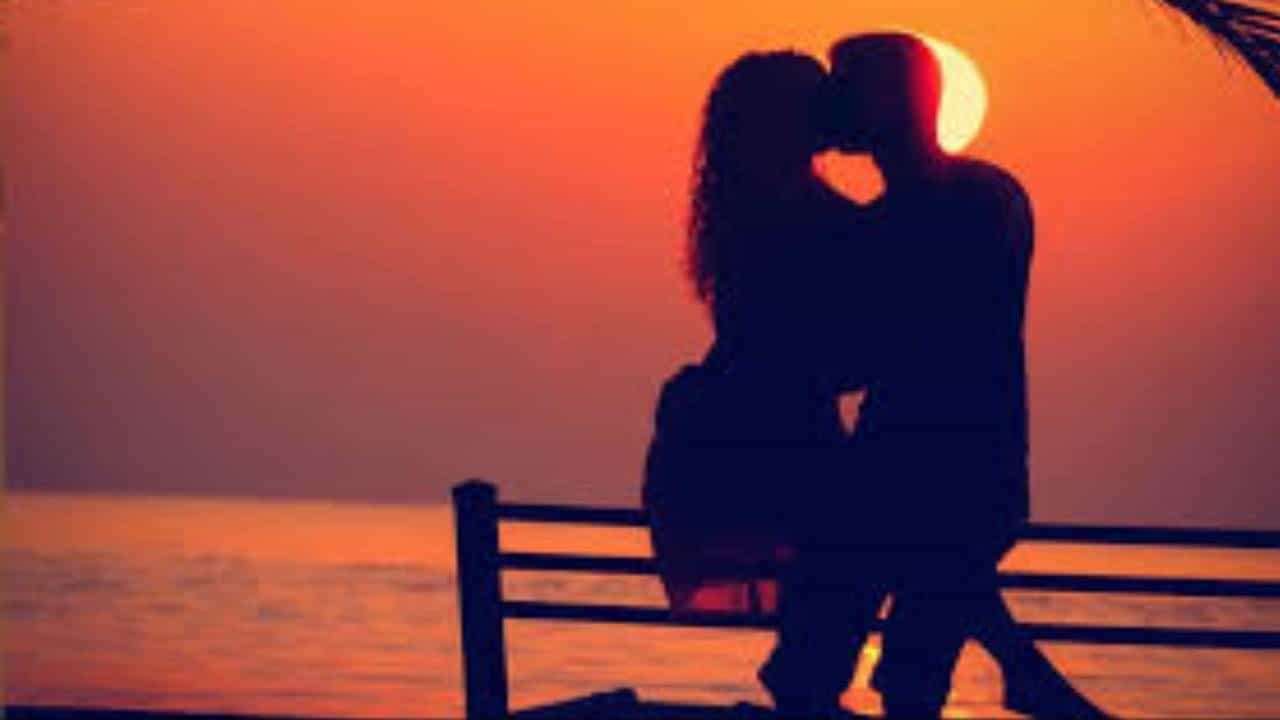 Kissing Benefits: ಮುತ್ತು ಕೊಡಲು ಹಿಂಜರಿಯಬೇಡಿ; ಸೋಂಕಿನ ವಿರುದ್ಧವೂ ಹೋರಾಡುತ್ತೆ ಚುಂಬನ!