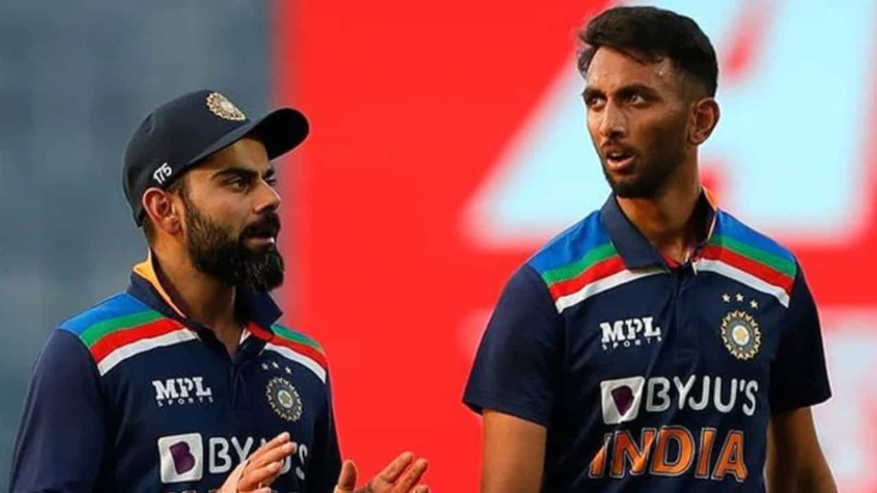 ಭಾರತದ ಯುವ ಬೌಲರ್ ಹಾಗೂ ಕನ್ನಡಿಗ ಪ್ರಸಿದ್ಧ್ ಕೃಷ್ಣ ಕಳೆದ ಆರು ತಿಂಗಳಿಂದ ಕ್ರಿಕೆಟ್ನಿಂದ ದೂರ ಉಳಿದಿದ್ದಾರೆ. ಗಾಯದಿಂದಾಗಿ ಚೇತರಿಸಿಕೊಳ್ಳುತ್ತಿರುವ ಪ್ರಸಿದ್ಧ್, ಇದೀಗ ಯಾವಾಗ ಕ್ರಿಕೆಟ್ಗೆ ಮರಳಲಿದ್ದಾರೆ ಎಂಬುದರ ಬಗ್ಗೆ ಅವರೇ ಮಾಹಿತಿ ನೀಡಿದ್ದಾರೆ.