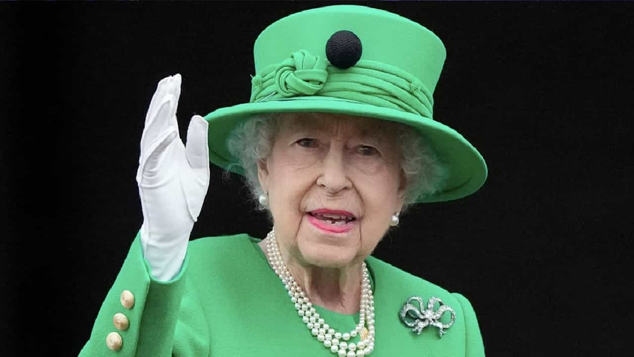 Queen Elizabeth: ಆಸ್ಟ್ರೇಲಿಯನ್ ಕರೆನ್ಸಿ ನೋಟುಗಳಿಂದ ಎಲಿಜಬೆತ್ ರಾಣಿಯ ಫೋಟೋ ತೆಗೆದುಹಾಕಲು ನಿರ್ಧಾರ Queen Elizabeth: ಆಸ್ಟ್ರೇಲಿಯನ್ ಕರೆನ್ಸಿ ನೋಟುಗಳಿಂದ ಎಲಿಜಬೆತ್ ರಾಣಿಯ ಫೋಟೋ ತೆಗೆದುಹಾಕಲು ನಿರ್ಧಾರ