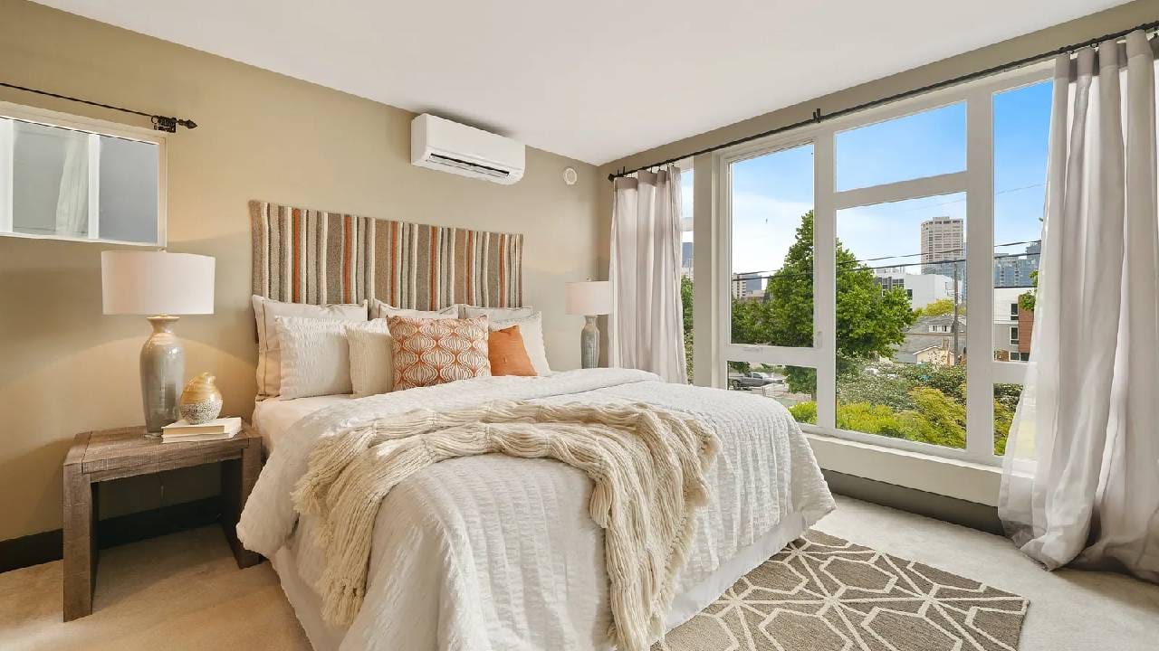 Vastu Tips: ವಾಸ್ತು ಪ್ರಕಾರ ಬೆಡ್ರೂಮ್ನಲ್ಲಿ ಈ ವಸ್ತುಗಳಿದ್ದರೆ ಕಂಟಕ, ಈ ವಸ್ತುಗಳಿದ್ದರೆ ಶುಭ Vastu Tips: ವಾಸ್ತು ಪ್ರಕಾರ ಬೆಡ್ರೂಮ್ನಲ್ಲಿ ಈ ವಸ್ತುಗಳಿದ್ದರೆ ಕಂಟಕ, ಈ ವಸ್ತುಗಳಿದ್ದರೆ ಶುಭ