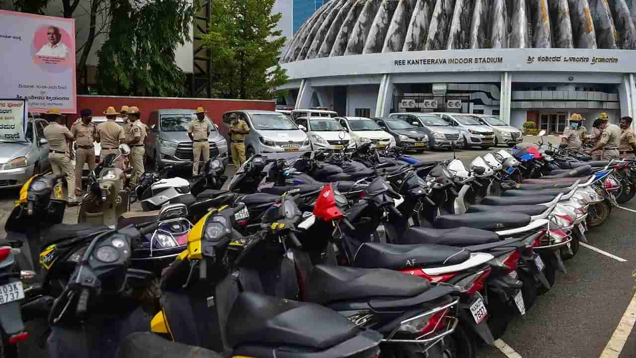 Vehicles Sale: ಭಾರತದಲ್ಲಿ ವಾಹನಗಳ ಮಾರಾಟ ಭರಾಟೆ; ಫೆಬ್ರುವರಿಯಲ್ಲಿ ಒಟ್ಟು ಸೇಲ್ ಆಗಿದ್ದು ಎಷ್ಟು?