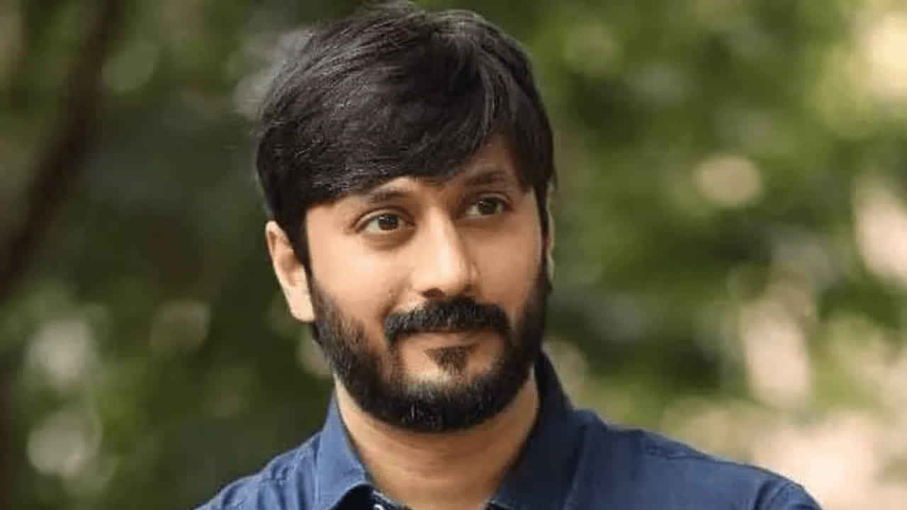 Chetan Ahimsa: ಹಿಂದುತ್ವದ ಬಗ್ಗೆ ಕೆಟ್ಟದಾಗಿ ಪೋಸ್ಟ್ ಮಾಡಿದ ನಟ ‘ಆ ದಿನಗಳು’ ಚೇತನ್ ಅರೆಸ್ಟ್ Chetan Ahimsa: ಹಿಂದುತ್ವದ ಬಗ್ಗೆ ಕೆಟ್ಟದಾಗಿ ಪೋಸ್ಟ್ ಮಾಡಿದ ನಟ ‘ಆ ದಿನಗಳು’ ಚೇತನ್ ಅರೆಸ್ಟ್