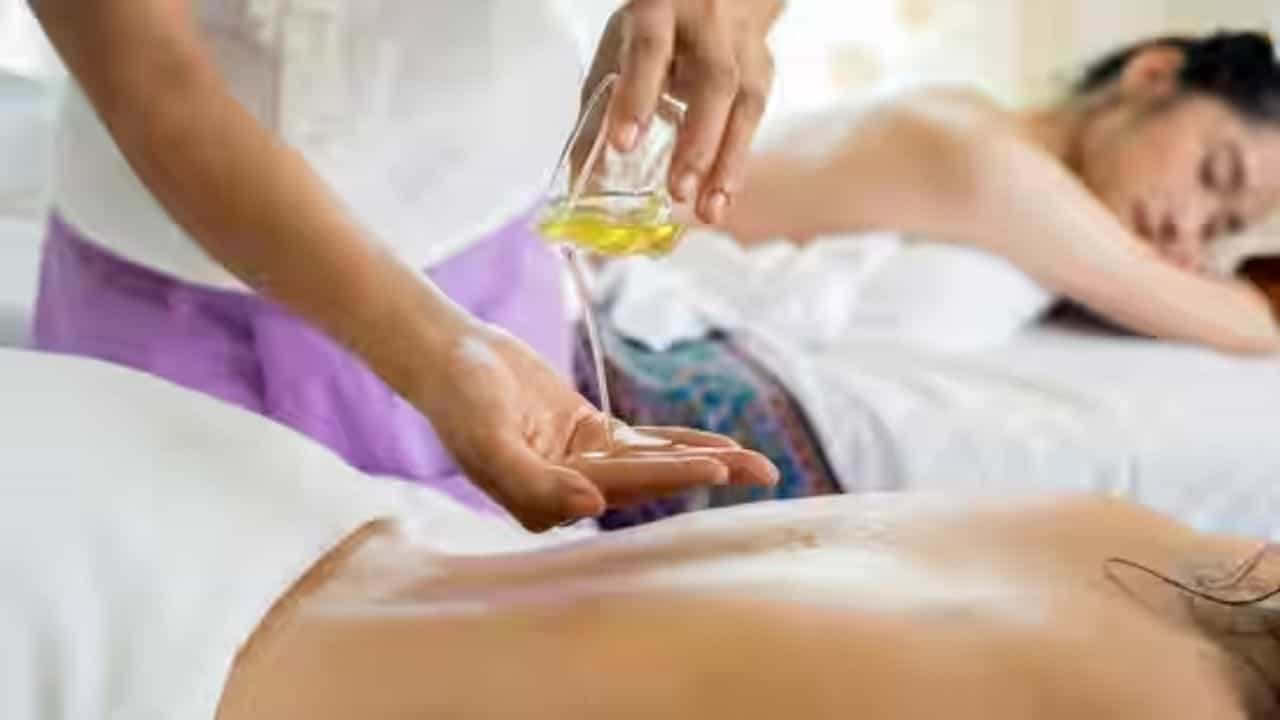 Ayurvedic Home remedies: ದೇಹದ ನೋವು, ಒತ್ತಡವನ್ನು ನಿವಾರಿಸಲು ಈ ಆಯುರ್ವೇದ ಮನೆಮದ್ದುಗಳು
