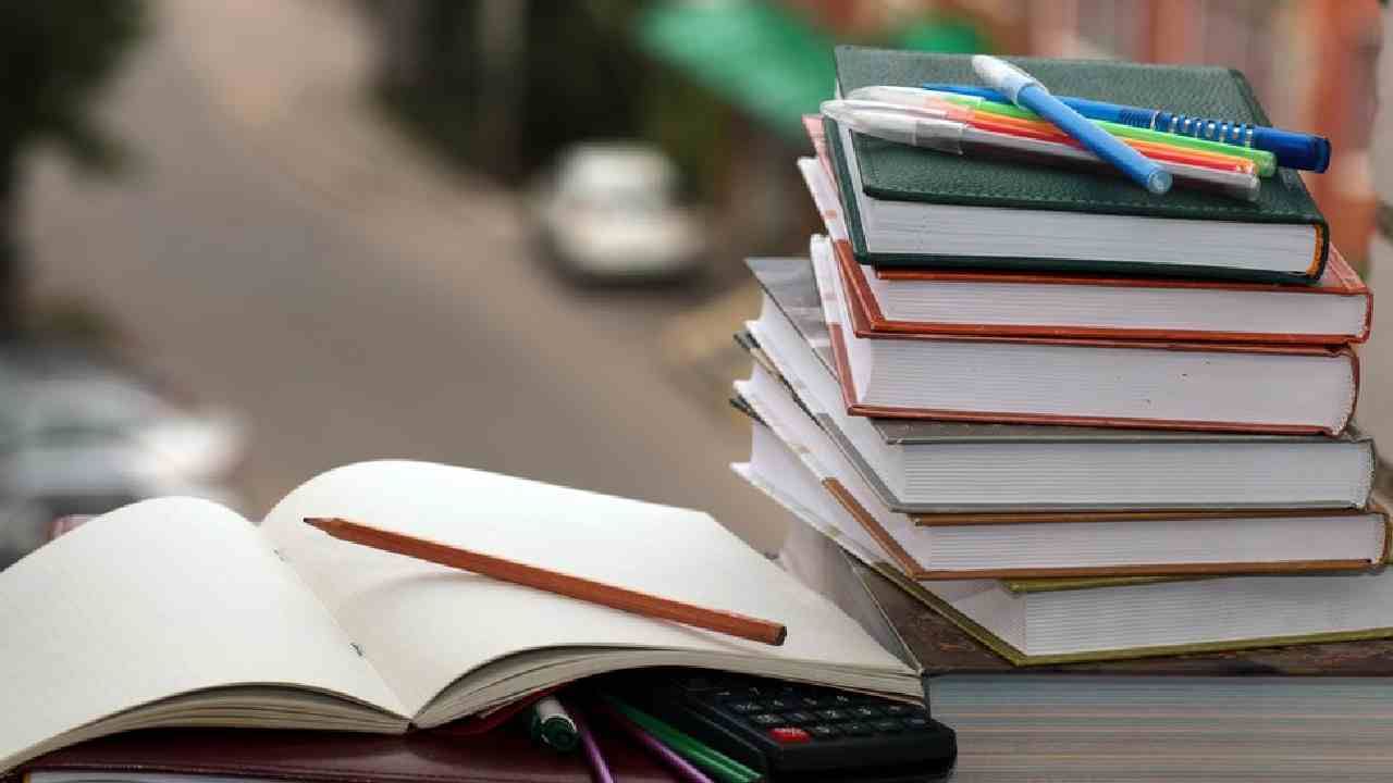 Syllabus Books Costlier: ಪೋಷಕರಿಗೆ ಶಾಕ್, ಶಾಲಾ ಪಠ್ಯ ಪುಸ್ತಕ ದರ ಏರಿಕೆ