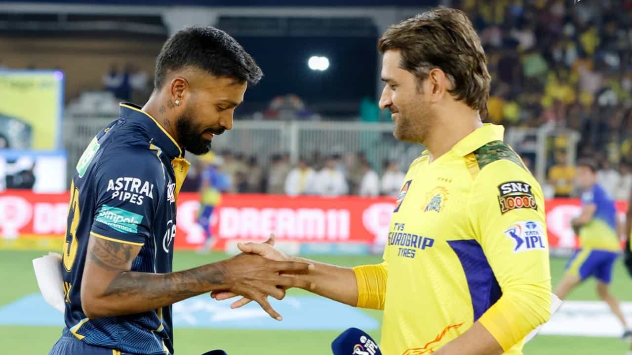 GT vs CSK: ಚೆನ್ನೈ ತಂಡದಲ್ಲಿ ಹೊಸಬ; ಮೊದಲ ಪಂದ್ಯಕ್ಕೆ ಉಭಯ ತಂಡಗಳು ಹೀಗಿವೆ GT vs CSK: ಚೆನ್ನೈ ತಂಡದಲ್ಲಿ ಹೊಸಬ; ಮೊದಲ ಪಂದ್ಯಕ್ಕೆ ಉಭಯ ತಂಡಗಳು ಹೀಗಿವೆ