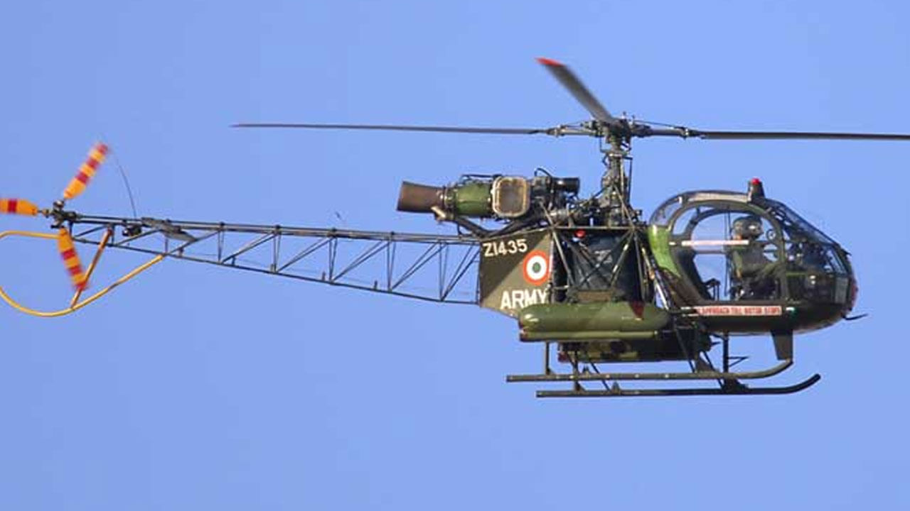 Army Helicopter Crash: ಭಾರತೀಯ ಸೇನೆಯ ಚೀತಾ ಹೆಲಿಕಾಪ್ಟರ್ ಅರುಣಾಚಲ ಪ್ರದೇಶದ ಮಂಡಲ ಹಿಲ್ಸ್ ಬಳಿ ಪತನ