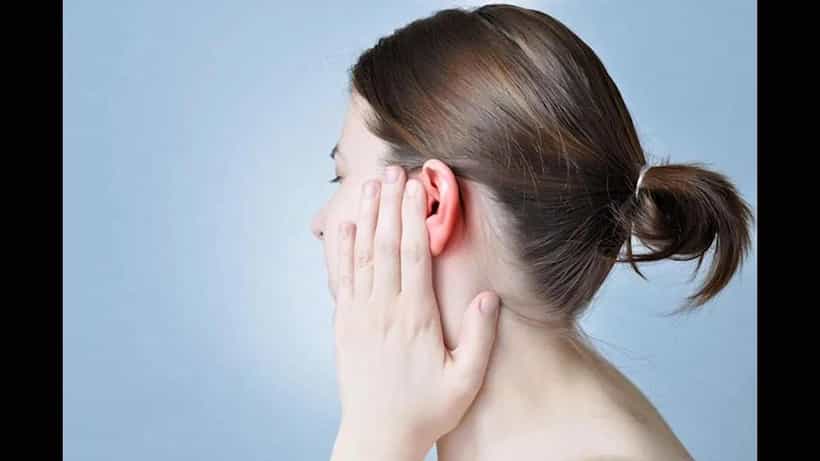 Tinnitus Signs: ಕಿವಿಯೊಳಗೆ ಗುಂಯ್ ಎನ್ನುವ ಶಬ್ದ ಕೇಳ್ತಿದೆಯಾ? ತಡ ಮಾಡಬೇಡಿ, ವೈದ್ಯರ ಸಲಹೆ ಪಡೆಯಿರಿ