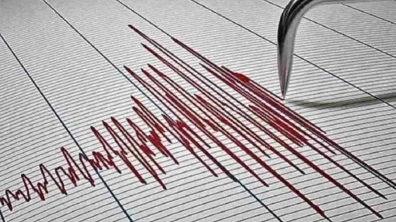 Himalaya Earthquake: ಹಿಮಾಲಯ ಪ್ರದೇಶಗಳಲ್ಲಿ ಯಾವಾಗ ಬೇಕಾದರೂ ಸಂಭವಿಸಬಹುದು ಭಾರಿ ಭೂಕಂಪ Himalaya Earthquake: ಹಿಮಾಲಯ ಪ್ರದೇಶಗಳಲ್ಲಿ ಯಾವಾಗ ಬೇಕಾದರೂ ಸಂಭವಿಸಬಹುದು ಭಾರಿ ಭೂಕಂಪ