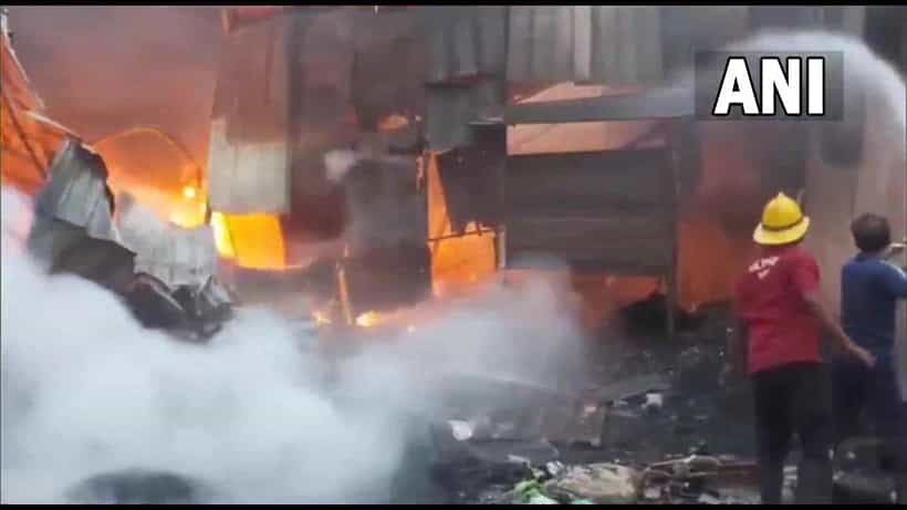 Gujarat: ಗುಜರಾತ್ನಲ್ಲಿ ಅಗ್ನಿ ಅವಘಡ: 10ಕ್ಕೂ ಅಧಿಕ ಗುಜರಿ ಗೋದಾಮುಗಳು ಸುಟ್ಟು ಭಸ್ಮ