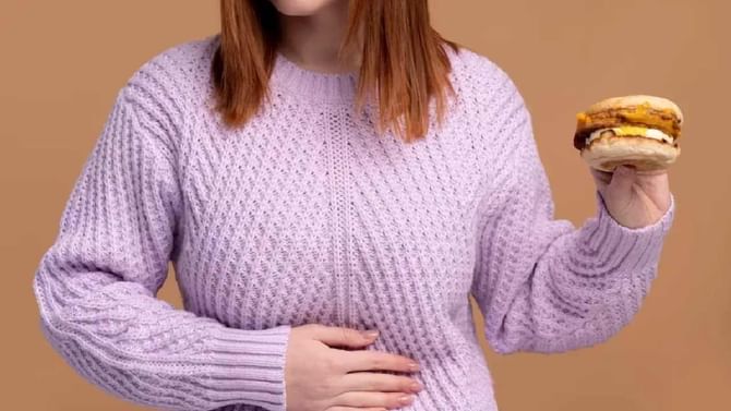 Empty Stomach Tips: ಖಾಲಿ ಹೊಟ್ಟೆಯಲ್ಲಿ ಅಪ್ಪಿತಪ್ಪಿಯೂ ಈ ಆಹಾರವನ್ನು ಸೇವಿಸಬೇಡಿ Empty Stomach Tips: ಖಾಲಿ ಹೊಟ್ಟೆಯಲ್ಲಿ ಅಪ್ಪಿತಪ್ಪಿಯೂ ಈ ಆಹಾರವನ್ನು ಸೇವಿಸಬೇಡಿ