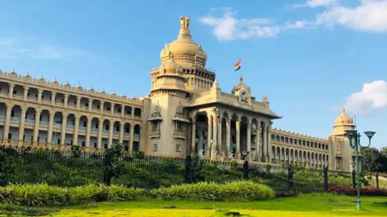 6 ನಿಗಮಗಳಿಗೆ ನಿರ್ದೇಶಕರ ನೇಮಿಸಿ ಆದೇಶ ಹೊರಡಿಸಿದ ಸರ್ಕಾರ 6 ನಿಗಮಗಳಿಗೆ ನಿರ್ದೇಶಕರ ನೇಮಿಸಿ ಆದೇಶ ಹೊರಡಿಸಿದ ಸರ್ಕಾರ