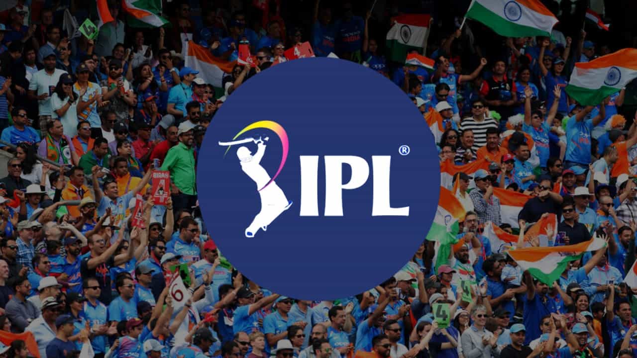 ಇಂಡಿಯನ್ ಪ್ರೀಮಿಯರ್ ಲೀಗ್ (IPL 2023) ಸೀಸನ್ 16 ಗೆ ಕ್ಷಣಗಣನೆ ಶುರುವಾಗಿದೆ. ಶುಕ್ರವಾರದಿಂದ ಆರಂಭವಾಗಲಿರುವ ಐಪಿಎಲ್ನ ಮೊದಲ ಪಂದ್ಯದಲ್ಲಿ ಗುಜರಾತ್ ಟೈಟಾನ್ಸ್ ಹಾಗೂ ಸಿಎಸ್ಕೆ ಮುಖಾಮುಖಿಯಾದರೆ, 2ನೇ ಪಂದ್ಯದಲ್ಲಿ ಕೆಕೆಆರ್ ಹಾಗೂ ಪಂಜಾಬ್ ಕಿಂಗ್ಸ್ ಸೆಣಸಲಿದೆ. ಇನ್ನು 3ನೇ ಪಂದ್ಯವು ಲಕ್ನೋ ಸೂಪರ್ ಜೈಂಟ್ಸ್ ಹಾಗೂ ಡೆಲ್ಲಿ ಕ್ಯಾಪಿಟಲ್ಸ್ ನಡುವೆ ನಡೆಯಲಿದೆ.