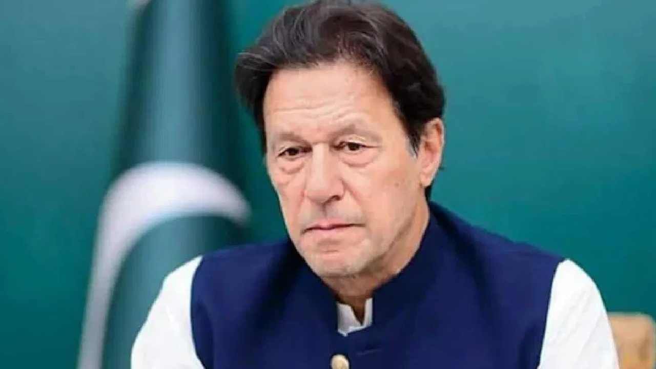 Imran Khan: ನಾನು ಜೈಲಿಗೆ ಹೋಗಬಹುದು ಅಥವಾ ಕೊಲೆಯಾಗಬಹುದು ನೀವು ನಿಮ್ಮ ಹೋರಾಟ ಬಿಡಬೇಡಿ: ಇಮ್ರಾನ್ ಖಾನ್ Imran Khan: ನಾನು ಜೈಲಿಗೆ ಹೋಗಬಹುದು ಅಥವಾ ಕೊಲೆಯಾಗಬಹುದು ನೀವು ನಿಮ್ಮ ಹೋರಾಟ ಬಿಡಬೇಡಿ: ಇಮ್ರಾನ್ ಖಾನ್