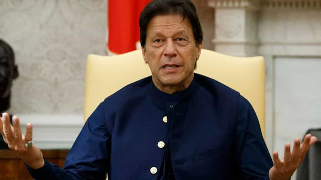 Imran Khan: ಪಾಕಿಸ್ತಾನದ ಮಾಜಿ ಪಿಎಂ ಇಮ್ರಾನ್ ಖಾನ್ಗೆ 9 ಪ್ರಕರಣಗಳಲ್ಲಿ ರಕ್ಷಣಾ ಜಾಮೀನು Imran Khan: ಪಾಕಿಸ್ತಾನದ ಮಾಜಿ ಪಿಎಂ ಇಮ್ರಾನ್ ಖಾನ್ಗೆ 9 ಪ್ರಕರಣಗಳಲ್ಲಿ ರಕ್ಷಣಾ ಜಾಮೀನು