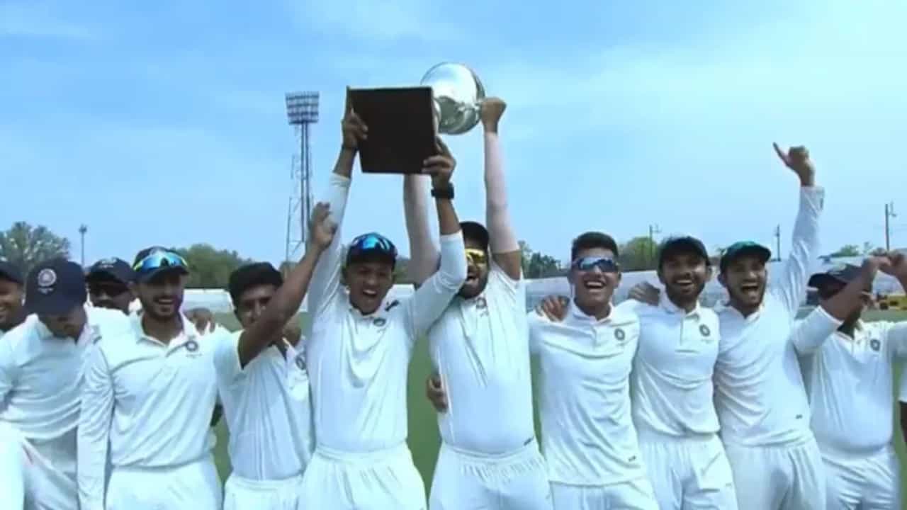 Irani Trophy: ಮಿಂಚಿದ ಯಶಸ್ವಿ ಜೈಸ್ವಾಲ್; ಕನ್ನಡಿಗ ಮಯಾಂಕ್ ತಂಡಕ್ಕೆ ಇರಾನಿ ಕಪ್..!