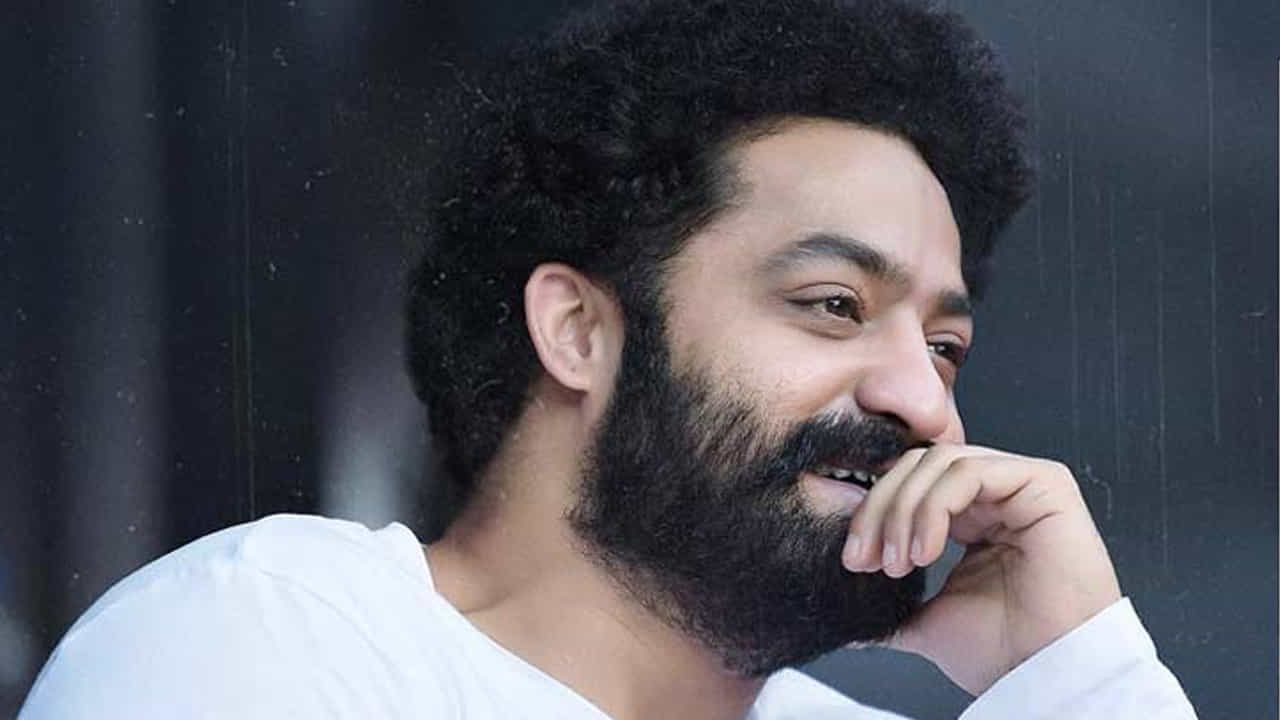 ‘ಆ ಪ್ರಶ್ನೆ ಪದೇಪದೇ ಕೇಳಿದ್ರೆ ಸಿನಿಮಾ ಮಾಡೋದನ್ನೇ ನಿಲ್ಲಿಸ್ತೀನಿ’; ಫ್ಯಾನ್ಸ್ಗೆ ಜೂನಿಯರ್ ಎನ್ಟಿಆರ್ ಎಚ್ಚರಿಕೆ ‘ಆ ಪ್ರಶ್ನೆ ಪದೇಪದೇ ಕೇಳಿದ್ರೆ ಸಿನಿಮಾ ಮಾಡೋದನ್ನೇ ನಿಲ್ಲಿಸ್ತೀನಿ’; ಫ್ಯಾನ್ಸ್ಗೆ ಜೂನಿಯರ್ ಎನ್ಟಿಆರ್ ಎಚ್ಚರಿಕೆ