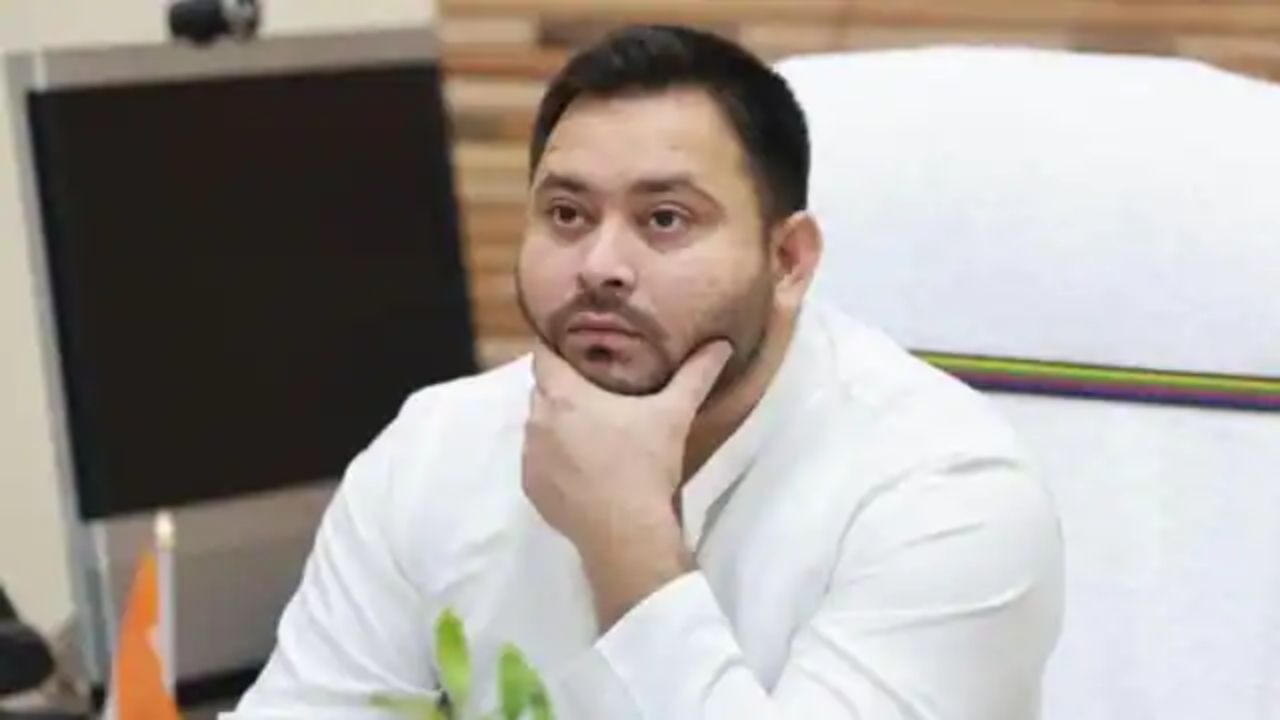 Land For Jobs Case: ಉಪಮುಖ್ಯಮಂತ್ರಿ ತೇಜಸ್ವಿ ಯಾದವ್ ವಿಚಾರಣೆಗೆ ಬರುವಂತೆ ಸಿಬಿಐ ನೋಟಿಸ್ Land For Jobs Case: ಉಪಮುಖ್ಯಮಂತ್ರಿ ತೇಜಸ್ವಿ ಯಾದವ್ ವಿಚಾರಣೆಗೆ ಬರುವಂತೆ ಸಿಬಿಐ ನೋಟಿಸ್