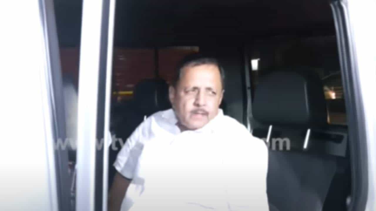 ಶಾಸಕ ಮಾಡಾಳ್ ವಿರೂಪಾಕ್ಷಪ್ಪ ಬಲೆಗೆ ಬಿದ್ದಿದ್ದು ಹೇಗೆ? ಹೀಗಿತ್ತು ಲೋಕಾಯುಕ್ತ ಪೊಲೀಸರ ಕಾರ್ಯಾಚರಣೆ ಶಾಸಕ ಮಾಡಾಳ್ ವಿರೂಪಾಕ್ಷಪ್ಪ ಬಲೆಗೆ ಬಿದ್ದಿದ್ದು ಹೇಗೆ? ಹೀಗಿತ್ತು ಲೋಕಾಯುಕ್ತ ಪೊಲೀಸರ ಕಾರ್ಯಾಚರಣೆ