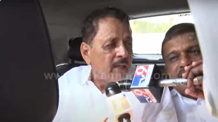 MLA speaks after obtaining bail; ನಮ್ಮ ಮನೆಗಳಲ್ಲಿ ಸಿಕ್ಕಿದ್ದು ಅಕ್ರಮ ಹಣವಲ್ಲ, ನ್ಯಾಯಯುತವಾಗಿ ಸಂಪಾದಿಸಿದ್ದು: ಮಾಡಾಳ್ ವಿರೂಪಾಕ್ಷಪ್ಪ MLA speaks after obtaining bail; ನಮ್ಮ ಮನೆಗಳಲ್ಲಿ ಸಿಕ್ಕಿದ್ದು ಅಕ್ರಮ ಹಣವಲ್ಲ, ನ್ಯಾಯಯುತವಾಗಿ ಸಂಪಾದಿಸಿದ್ದು: ಮಾಡಾಳ್ ವಿರೂಪಾಕ್ಷಪ್ಪ