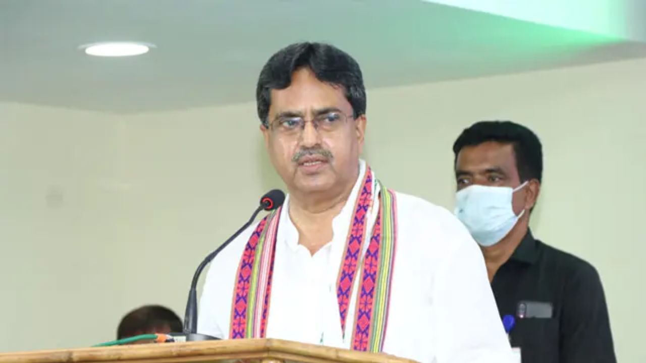 Tripura Chief Minister: ಮಾಣಿಕ್ ಸಹಾ 2ನೇ ಬಾರಿಗೆ ತ್ರಿಪುರಾ ಮುಖ್ಯಮಂತ್ರಿ: ಮಾ.8ಕ್ಕೆ ಪ್ರಮಾಣ ವಚನ Tripura Chief Minister: ಮಾಣಿಕ್ ಸಹಾ 2ನೇ ಬಾರಿಗೆ ತ್ರಿಪುರಾ ಮುಖ್ಯಮಂತ್ರಿ: ಮಾ.8ಕ್ಕೆ ಪ್ರಮಾಣ ವಚನ